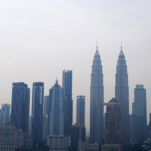 EyeTips #3 : Hazy Days: Understanding the Impact of Air Pollution on Your Eyes